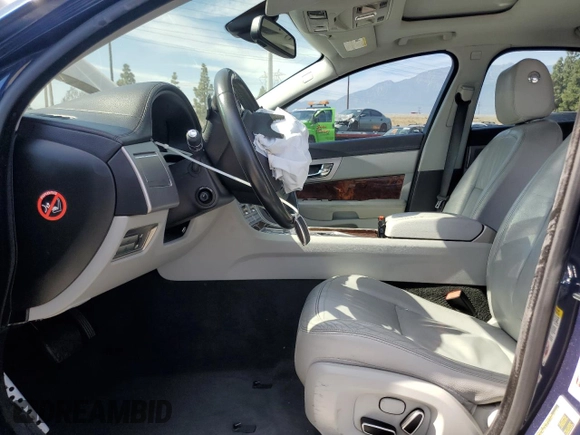 2011 Jaguar XF with VIN SAJWA0FB5BLS02576, listed as a Copart auction lot 50653905 with 0 mi miles and Salvage Title. Bid and sale history available at carsss.com. Image 7.