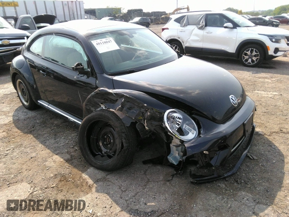 2018 Volkswagen Beetle S z VIN 3VWFD7ATXJM705321, wystawiony jako IAAI lot #40118047 z przebiegiem Nie podano mil oraz . Historia ofert i sprzedaży dostępna na DreamBid. Obrazek 6.