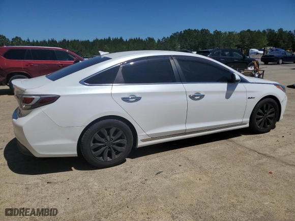 2017 Hyundai Sonata Hybrid Limited with VIN KMHE34L35HA071318, listed as a Copart auction lot 53233225 with 136,580 mi miles and Clean Title. Bid and sale history available at carsss.com. Image 3.