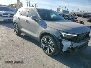 2024 Volvo XC40 Plus Bright Theme с VIN YV4L12UE4R2293380, выставлен на аукционе Copart как лот 87645985 с пробегом 12 288 миль миль и Списание • Salvage title. История ставок и продаж доступна на DreamBid. Изображение 12.
