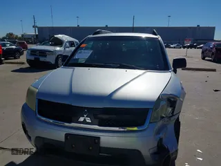 2006 Mitsubishi Endeavor LS z VIN 4A4MM21SX6E066772, wystawiony jako IAAI lot #41078164 z przebiegiem 46 187 mil mil oraz . Historia ofert i sprzedaży dostępna na DreamBid. Obrazek 12.