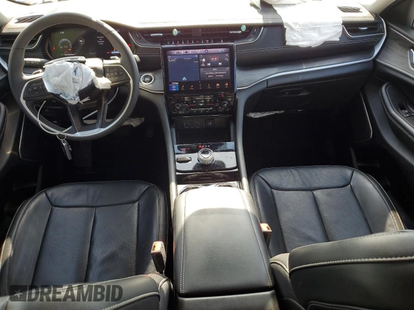 2023 Jeep Grand Cherokee Limited z VIN 1C4RJKBG4P8701839, wystawiony jako Copart lot #58182335 z przebiegiem 48 558 mil mil oraz Szkoda całkowita • Salvage title. Historia ofert i sprzedaży dostępna na DreamBid. Obrazek 8.