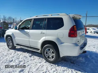2006 Lexus GX with VIN JTJBT20XX60123979, listed as a IAAI auction lot 41863064 with 263,799 mi miles. Bid and sale history available at carsss.com. Image 3.