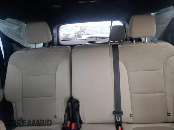 2022 Chevrolet Traverse LS with VIN 1GNEVFKW3NJ116247, listed as a Copart auction lot 43724995 with 52,433 mi miles and Salvage Title. Bid and sale history available at carsss.com. Image 10.