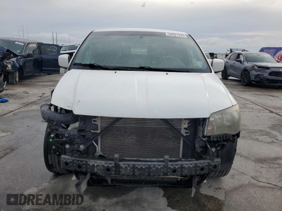 2015 Dodge Grand Caravan American Value with VIN 2C4RDGBG0FR636219, listed as a Copart auction lot 54527235 with 95,175 mi miles and Salvage Title. Bid and sale history available at DreamBid. Image 5.