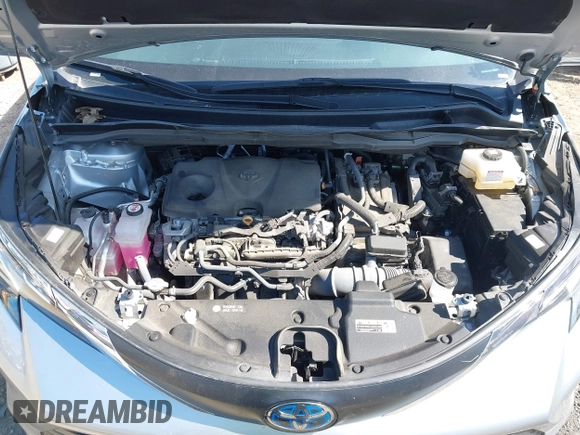 2022 Toyota Sienna XLE with VIN 5TDYRKEC1NS125049, listed as a IAAI auction lot 41984671 with 40,705 mi miles and . Bid and sale history available at DreamBid. Image 10.