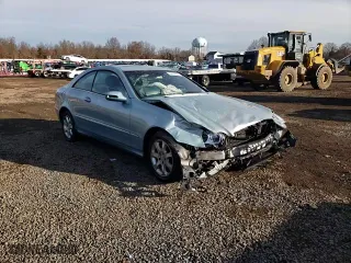2004 Mercedes-Benz CLK-Class 3.2L with VIN WDBTJ65J34F071175, listed as a Copart auction lot 82652584 with 0 mi miles and Salvage Title. Bid and sale history available at carsss.com. Image 11.