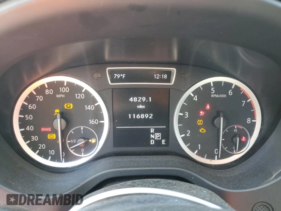 2018 Infiniti QX30 Luxury z VIN SJKCH5CP0JA050711, wystawiony jako Copart lot #48194225 z przebiegiem 116 892 mil mil oraz Szkoda całkowita • Salvage title. Historia ofert i sprzedaży dostępna na DreamBid. Obrazek 9.