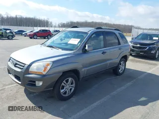 2005 Kia Sportage LX with VIN KNDJE723757102304, listed as a IAAI auction lot 41689073 with 125,276 mi miles and . Bid and sale history available at carsss.com. Image 2.