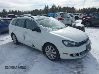2014 Volkswagen Jetta SportWagen TDI with VIN 3VWPL7AJ1EM609718, listed as a IAAI auction lot 41589628 with 139,348 mi miles. Bid and sale history available at carsss.com. Image 1.