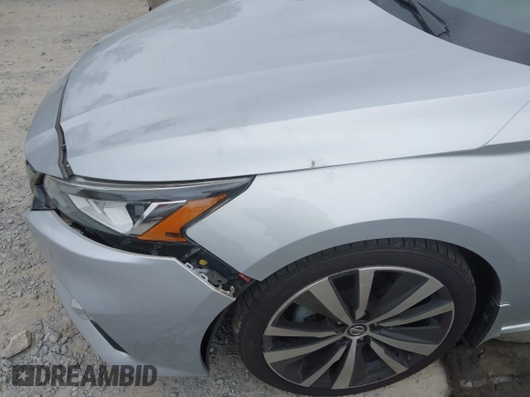 2020 Nissan Altima SR z VIN 1N4BL4CV5LN301259, wystawiony jako IAAI lot #42150709 z przebiegiem 52 512 mil mil oraz . Historia ofert i sprzedaży dostępna na DreamBid. Obrazek 6.