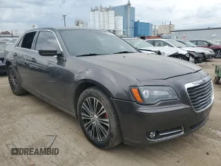 2013 Chrysler 300 with VIN 2C3CCAGG6DH659641, listed as a Copart auction lot 72277354 with 253,489 mi miles and Salvage Title. Bid and sale history available at carsss.com. Image 4.