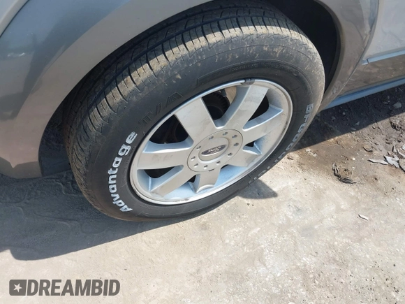 2005 Ford Freestyle SE с VIN 1FMZK01165GA43681, выставлен на аукционе IAAI как лот 42241497 с пробегом 155 999 миль миль и . История ставок и продаж доступна на DreamBid. Изображение 12.