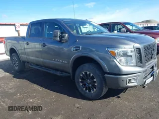 2019 Nissan Titan XD SV with VIN 1N6BA1F41KN528686, listed as a IAAI auction lot 41656702 with 29,365 mi miles. Bid and sale history available at carsss.com. Image 1.