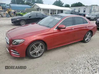 2018 Mercedes-Benz E 300 with VIN WDDZF4JB5JA472211, listed as a Copart auction lot 61467095 with 60,638 mi miles and Clean title. Bid and sale history available at DreamBid. Image 1.