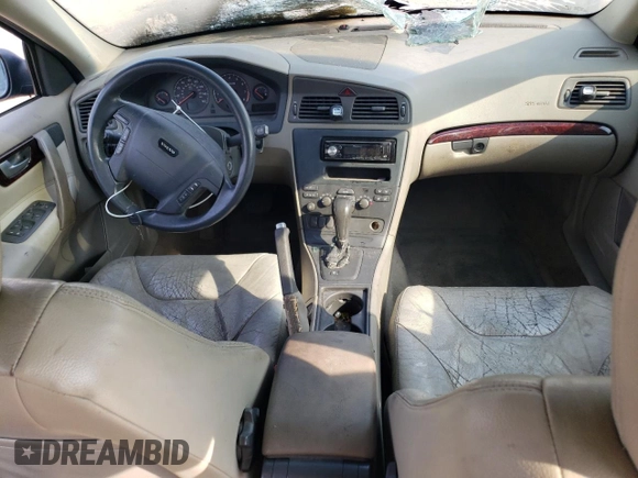 2002 Volvo V70 with VIN YV1SJ58DX21249326, listed as a Copart auction lot 70977624 with 0 mi miles and Salvage Title. Bid and sale history available at carsss.com. Image 8.