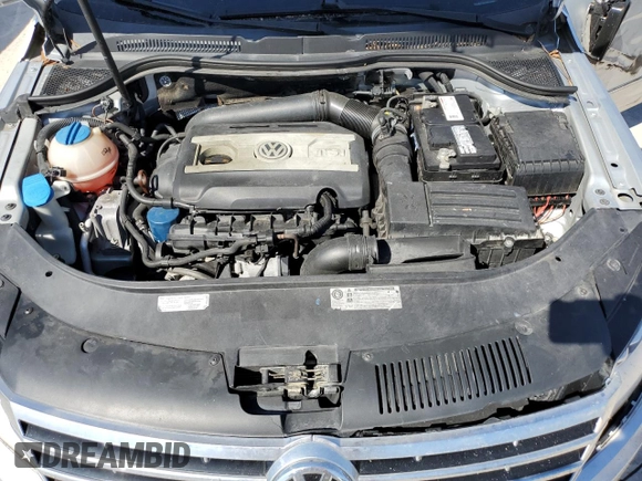 2013 Volkswagen CC R-Line z VIN WVWBN7AN1DE536851, wystawiony jako Copart lot #76972914 z przebiegiem 105 799 mil mil oraz Szkoda całkowita • Salvage title. Historia ofert i sprzedaży dostępna na DreamBid. Obrazek 11.