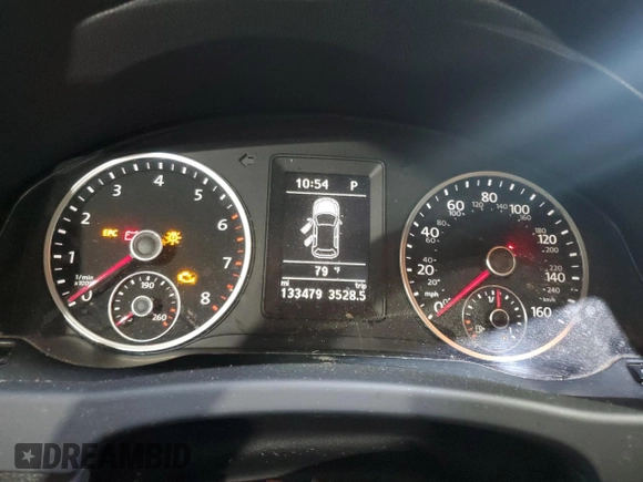 2017 Volkswagen Tiguan Wolfsburg Edition with VIN WVGSV7AX0HW502932, listed as a Copart auction lot 61498075 with 133,479 mi miles and Clean title. Bid and sale history available at DreamBid. Image 9.