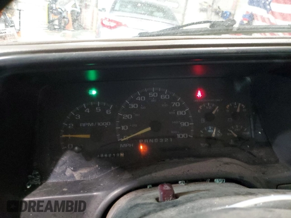 1997 Chevrolet Silverado 2500 z VIN 1GCGK24R4VZ218989, wystawiony jako Copart lot #81666954 z przebiegiem 286 219 mil mil oraz Szkoda całkowita • Salvage title. Historia ofert i sprzedaży dostępna na DreamBid. Obrazek 9.
