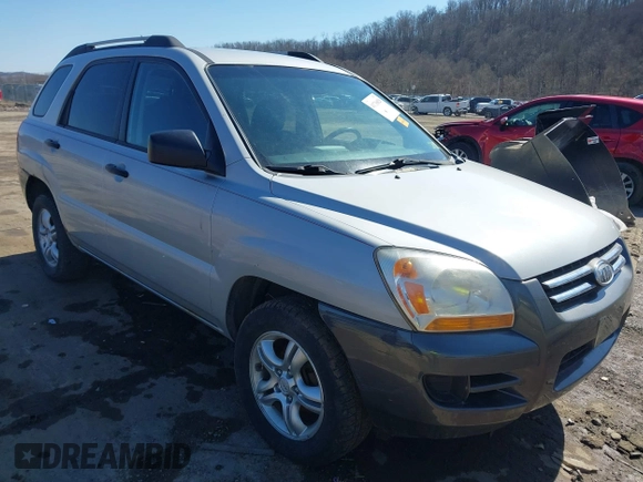 2008 Kia Sportage LX with VIN KNDJE723087539484, listed as a IAAI auction lot 41736029 with 145,824 mi miles and . Bid and sale history available at carsss.com. Image 1.