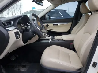 2019 Infiniti QX50 LUXE with VIN 3PCAJ5M34KF136350, listed as a Copart auction lot 37746743 with 48,540 mi miles. Bid and sale history available at carsss.com. Image 7.