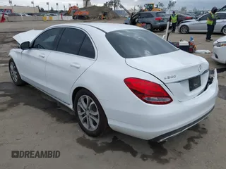 2016 Mercedes-Benz C 300 with VIN 55SWF4JB0GU124439, listed as a IAAI auction lot 40302446 with 71,304 mi miles and . Bid and sale history available at carsss.com. Image 3.