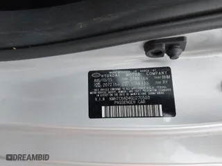 2016 Hyundai Veloster with VIN KMHTC6AD4GU270503, listed as a IAAI auction lot 41982520 with 137,282 mi miles. Bid and sale history available at carsss.com. Image 9.
