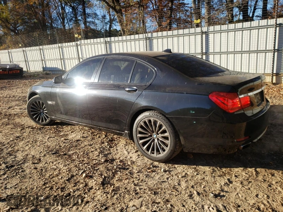 2009 BMW 7 Series 750i with VIN WBAKA83559CY33152, listed as a Copart auction lot 83770114 with 126,610 mi miles and Salvage title. Bid and sale history available at DreamBid. Image 2.