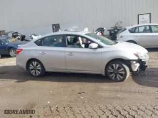 2019 Nissan Sentra SR with VIN 3N1AB7AP5KY382282, listed as a IAAI auction lot 40755665 with 72,028 mi miles. Bid and sale history available at carsss.com. Image 13.