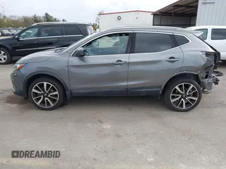2017 Nissan Rogue S with VIN JN1BJ1CP2HW017091, listed as a IAAI auction lot 41906749 with 74,591 mi miles and . Bid and sale history available at DreamBid. Image 15.