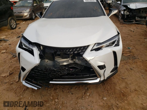 2019 Lexus UX with VIN JTHY3JBH5K2014565, listed as a Copart auction lot 65610252 with 28,056 mi miles. Bid and sale history available at carsss.com. Image 5.