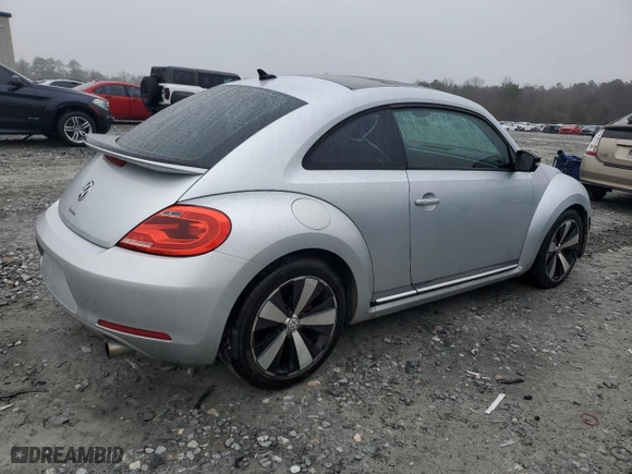 2012 Volkswagen Beetle 2.0T Turbo PZEV with VIN 3VWVA7AT0CM622942, listed as a Copart auction lot 44970945 with 216,607 mi miles and Clean Title. Bid and sale history available at carsss.com. Image 3.