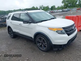 2013 Ford Explorer Sport z VIN 1FM5K8GT0DGC08919, wystawiony jako IAAI lot #42529844 z przebiegiem 151 458 mil mil oraz . Historia ofert i sprzedaży dostępna na DreamBid. Obrazek 1.