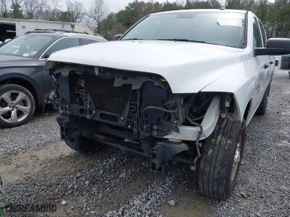 2018 Ram 2500 Tradesman with VIN 3C6UR4CJ5JG313018, listed as a IAAI auction lot 41757482 with 189,507 mi miles. Bid and sale history available at carsss.com. Image 6.