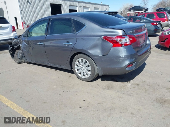 2019 Nissan Sentra SR with VIN 3N1AB7AP2KY457262, listed as a IAAI auction lot 41758326 with 57,060 mi miles. Bid and sale history available at carsss.com. Image 3.