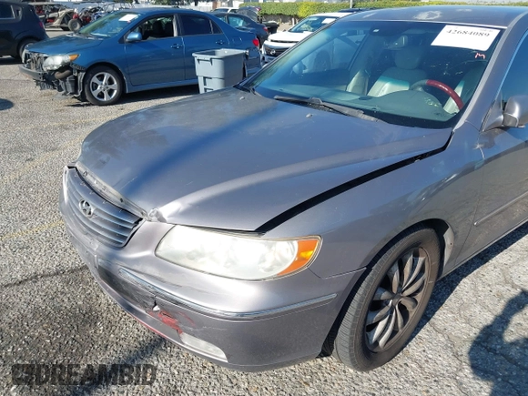 2008 Hyundai Azera Limited with VIN KMHFC46FX8A264798, listed as a IAAI auction lot 42684089 with 204,377 mi miles and . Bid and sale history available at DreamBid. Image 6.