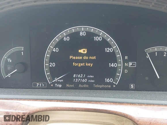 2007 Mercedes-Benz S 550 with VIN WDDNG71X77A090036, listed as a IAAI auction lot 42117580 with 137,160 mi miles and . Bid and sale history available at carsss.com. Image 7.