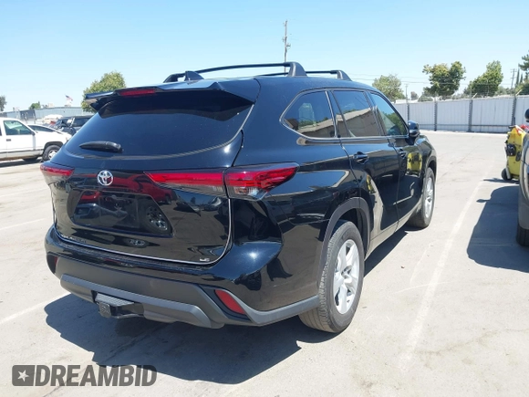 2021 Toyota Highlander L with VIN 5TDZZRAH9MS053319, listed as a IAAI auction lot 42478652 with 48,687 mi miles and . Bid and sale history available at DreamBid. Image 4.