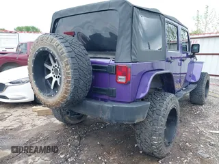 2018 Jeep Wrangler Unlimited Sport S with VIN 1C4BJWDG6JL882596, listed as a IAAI auction lot 42099289 with 121,714 mi miles and . Bid and sale history available at DreamBid. Image 4.