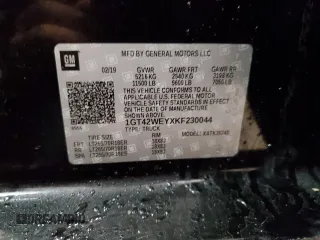2019 GMC Sierra 3500HD Denali z VIN 1GT42WEYXKF230044, wystawiony jako Copart lot #86875304 z przebiegiem 62 704 mil mil oraz Szkoda całkowita • Salvage title. Historia ofert i sprzedaży dostępna na DreamBid. Obrazek 12.