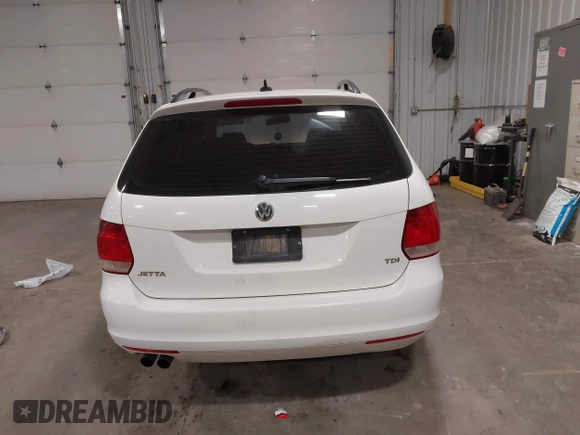 2011 Volkswagen Jetta TDI with VIN 3VWPL7AJ7BM715022, listed as a IAAI auction lot 41838963 with 162,630 mi miles and . Bid and sale history available at DreamBid. Image 16.