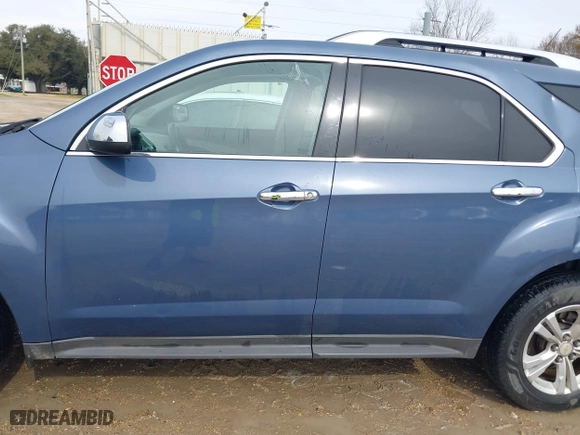 2011 Chevrolet Equinox LT w/2LT with VIN 2CNALPEC1B6378728, listed as a IAAI auction lot 41383295 with 172,683 mi miles. Bid and sale history available at carsss.com. Image 14.