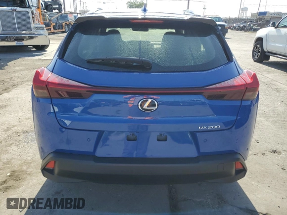 2022 Lexus UX 200 с VIN JTHX3JBH0N2049742, выставлен на аукционе Copart как лот 57678045 с пробегом 18 728 миль миль и Списание • Salvage title. История ставок и продаж доступна на DreamBid. Изображение 6.