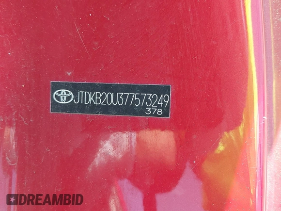 2007 Toyota Prius z VIN JTDKB20U377573249, wystawiony jako IAAI lot #42413836 z przebiegiem 235 969 mil mil oraz . Historia ofert i sprzedaży dostępna na DreamBid. Obrazek 9.