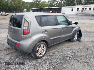 2011 Kia Soul + with VIN KNDJT2A26B7244527, listed as a IAAI auction lot 40332991 with 178,318 mi miles and . Bid and sale history available at DreamBid. Image 4.