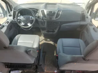 2019 Ford Transit z VIN 1FTYR2CM6KKA28265, wystawiony jako Copart lot #56937345 z przebiegiem 106 541 mil mil oraz Szkoda całkowita • Salvage title. Historia ofert i sprzedaży dostępna na DreamBid. Obrazek 8.