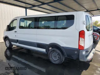 2015 Ford Transit XL z VIN 1FBZX2ZM6FKA21165, wystawiony jako Copart lot #61304635 z przebiegiem 186 526 mil mil oraz Czysty tytuł • Clean title. Historia ofert i sprzedaży dostępna na DreamBid. Obrazek 2.