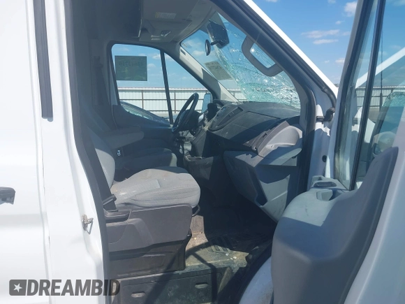2015 Ford Transit Cargo z VIN 1FTNR2CG1FKB04641, wystawiony jako IAAI lot #42642710 z przebiegiem 136 892 mil mil oraz . Historia ofert i sprzedaży dostępna na DreamBid. Obrazek 5.