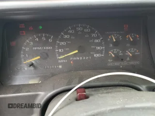 1998 Chevrolet Suburban with VIN 3GNEC16R1WG114237, listed as a Copart auction lot 53215835 with 330,054 mi miles and Clean Title. Bid and sale history available at carsss.com. Image 9.