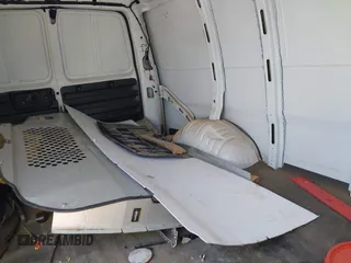 2023 Chevrolet Express Cargo с VIN 1GCWGAFP1P1102511, выставлен на аукционе IAAI как лот 42174059 с пробегом Не указан миль и . История ставок и продаж доступна на DreamBid. Изображение 8.